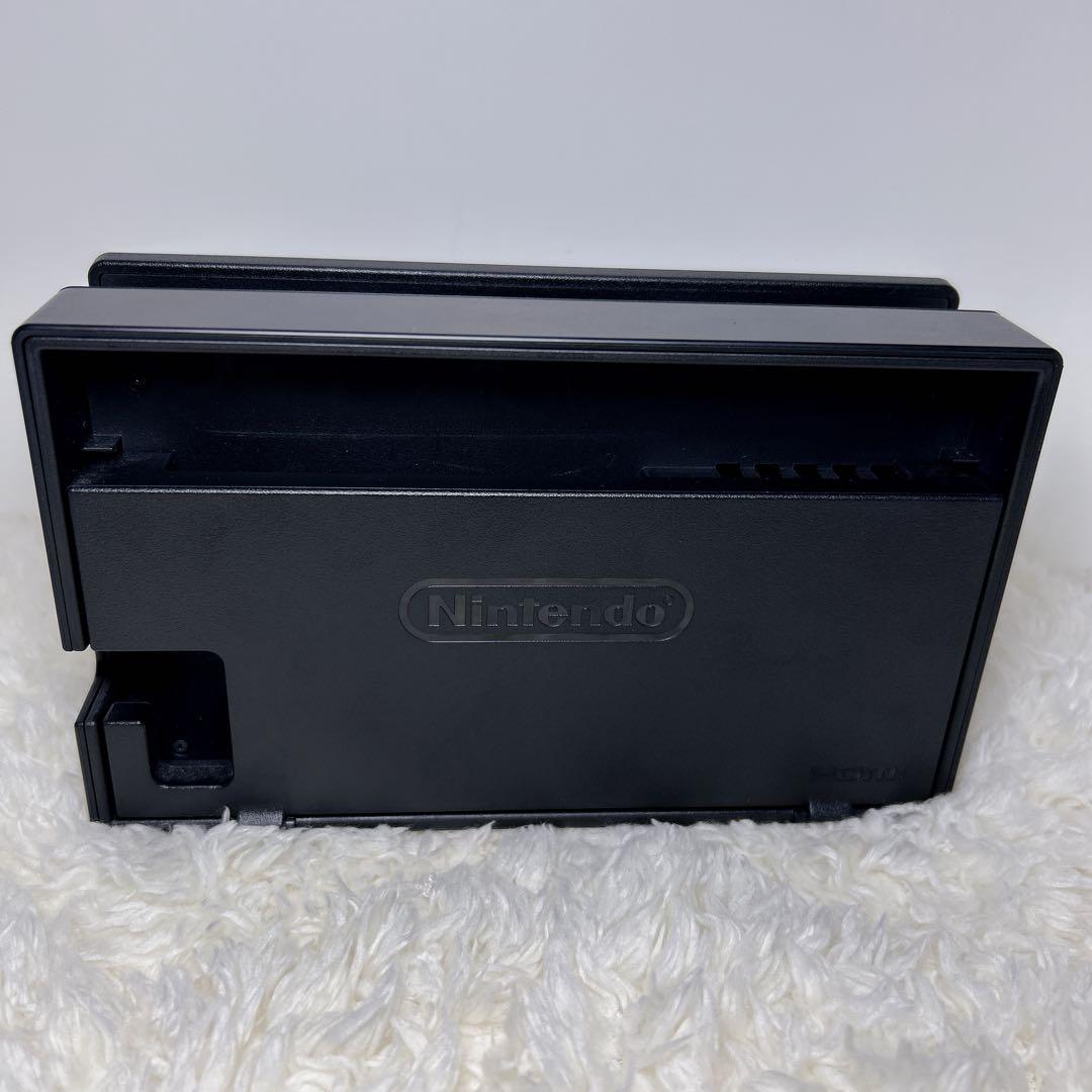 【極美品】Nintendo Switch 本体