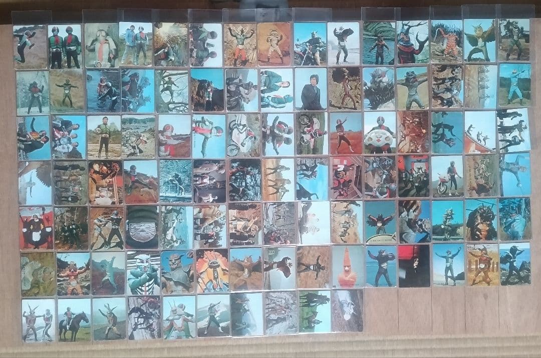 昭和 カルビー仮面ライダーカード522枚、ダブリ無しアルバム10冊セット