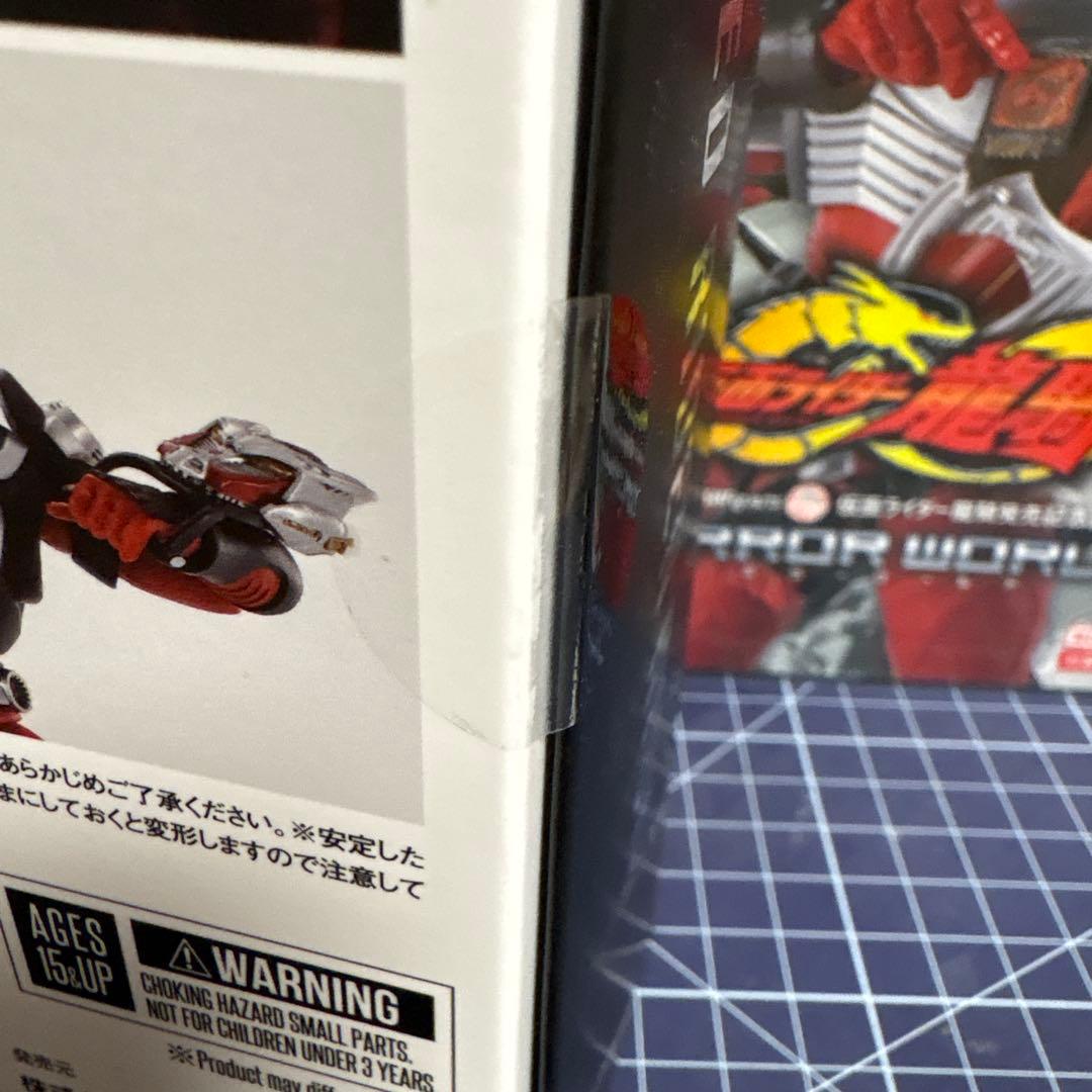 S.H.Figuarts 真骨彫製法 仮面ライダー龍騎　オリジナルスリーブ付き