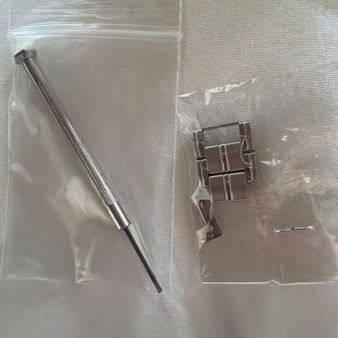 SEIKO 自動巻き腕時計 黒文字盤 100M防水