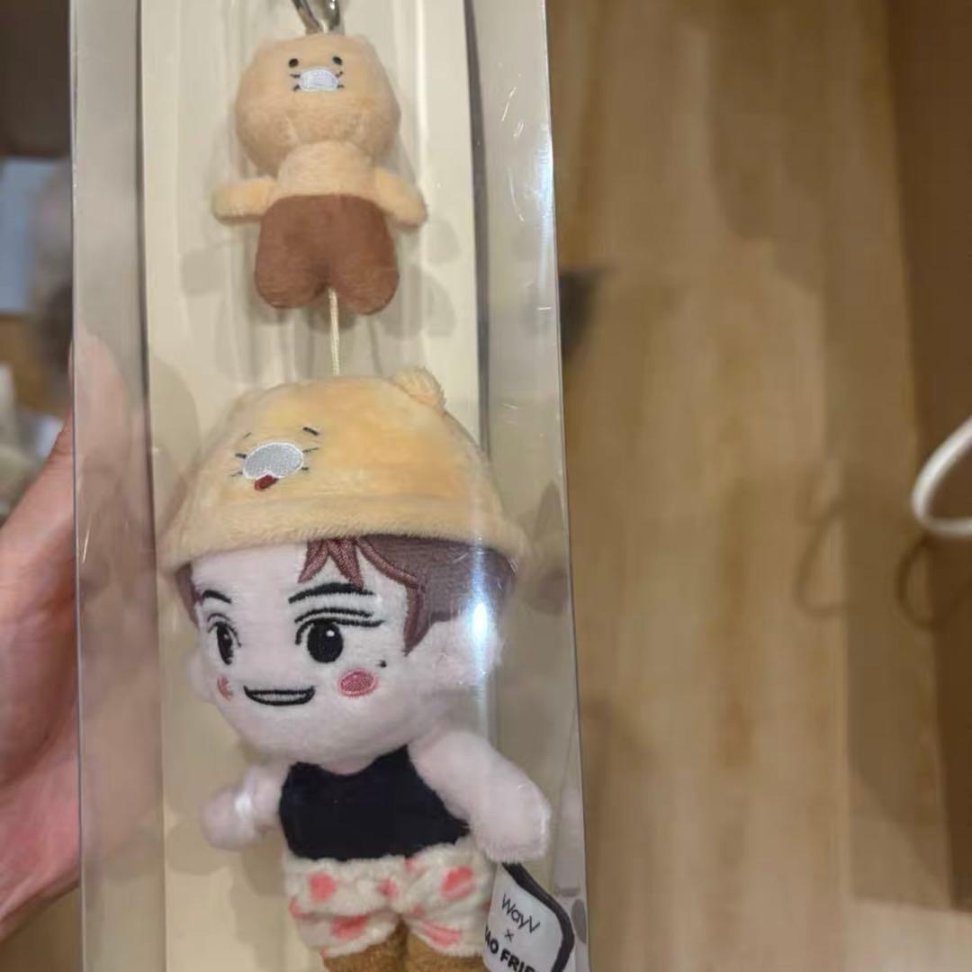 wayv ヤンヤン　公式　10cm ぬいぐるみ　キーリング　新品　マスター