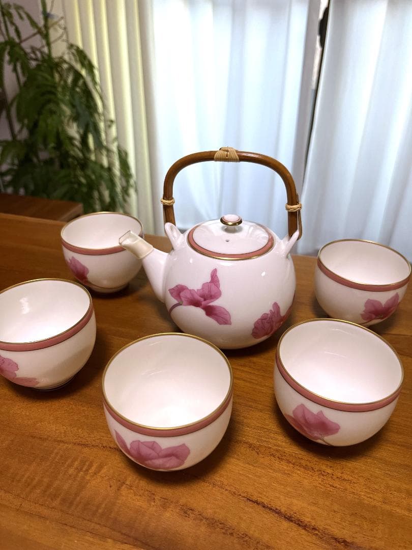 1753 香蘭社花柄文急須