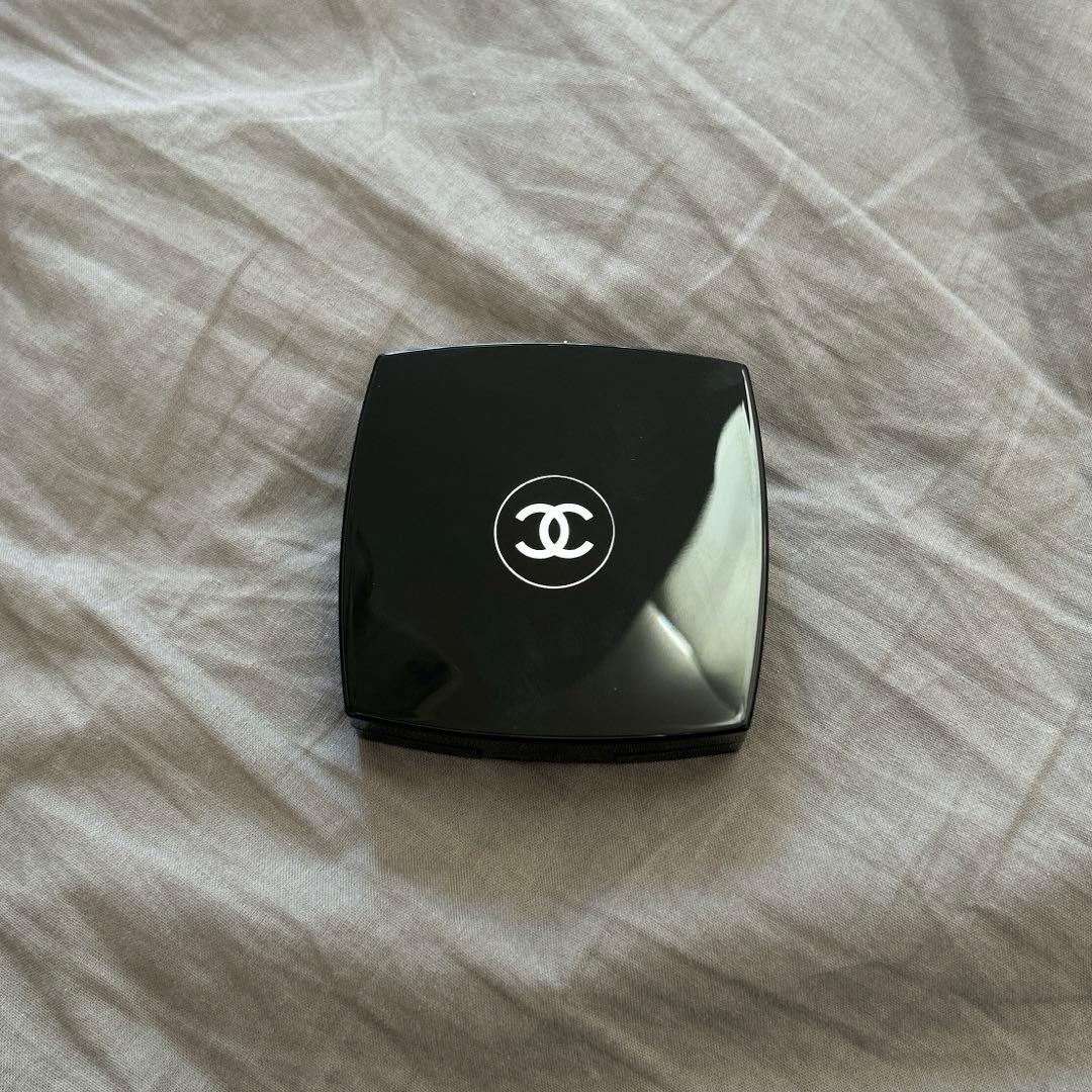 CHANEL シャネル カメリア フトゥーラ パウダー トリオ チークカラー
