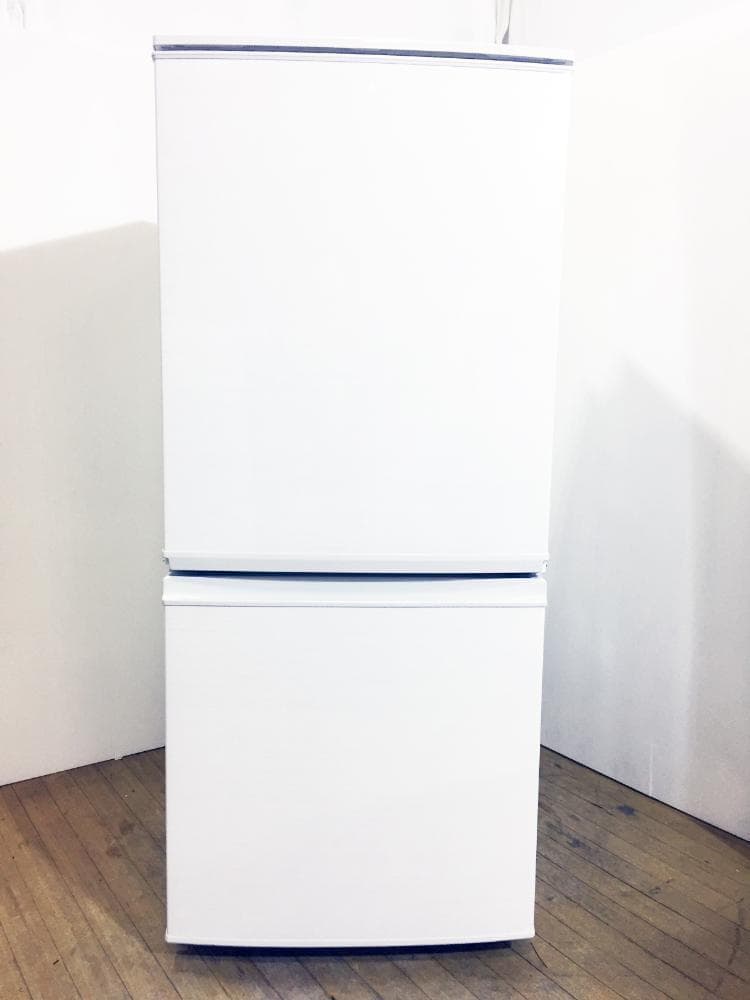 30日迄！SHARP 137L 冷蔵庫【SJ-D14C-W】