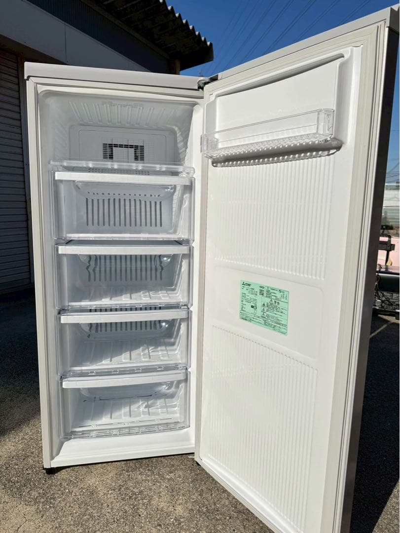 20年製 三菱 冷凍庫 縦型 121L MF-U12D-S1