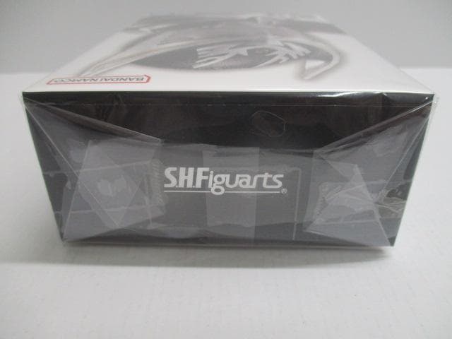 BANDAI バンダイ　S.H.F　真骨彫　仮面ライダー龍騎