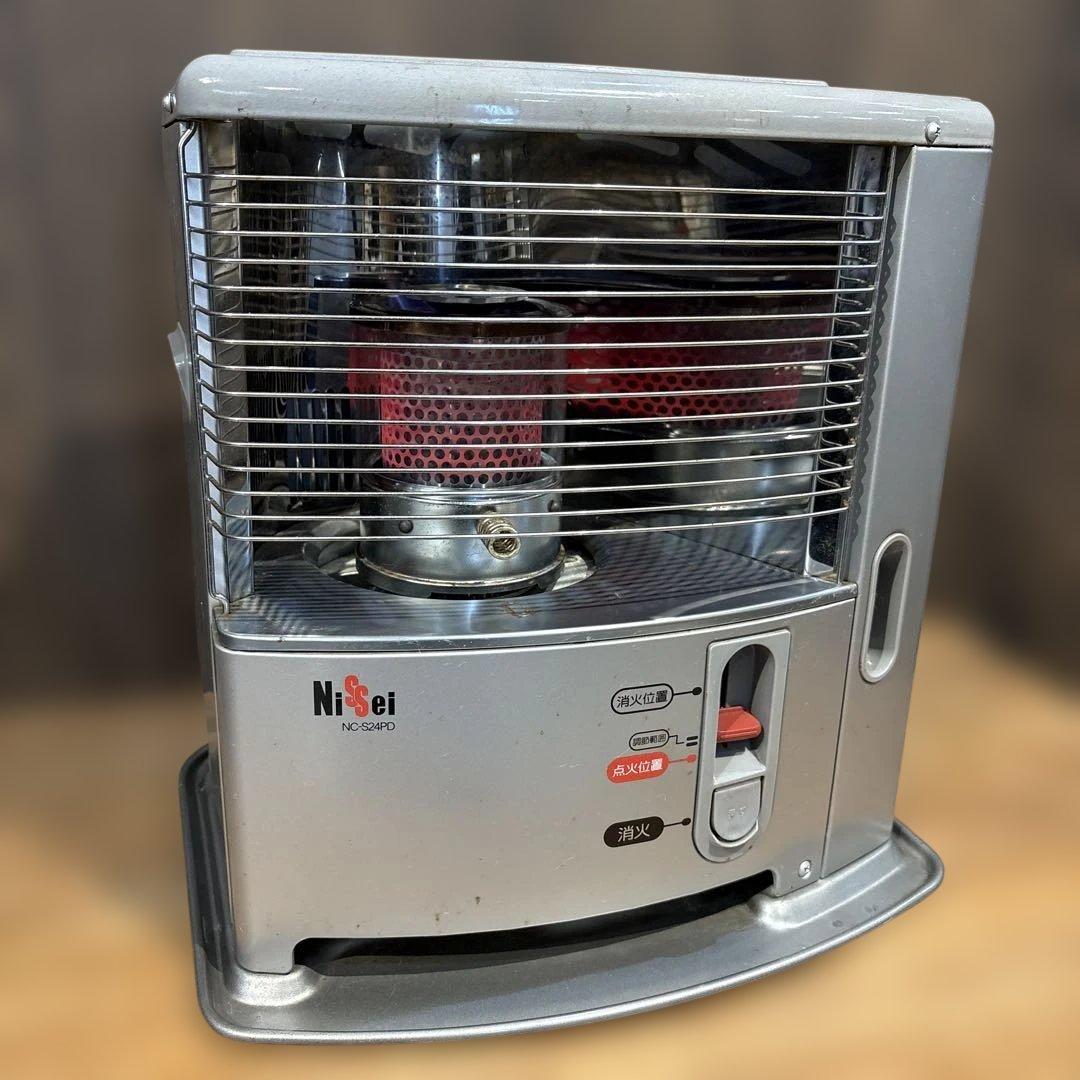 トヨトミ 石油ファンヒーター LC-L401 ホワイト