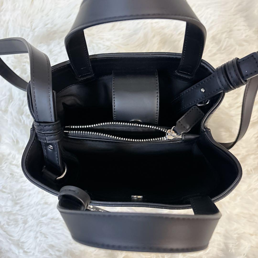 アルマーニ オールオーバー エンボスロゴ 2way ハンドバッグ ショルダー 黒