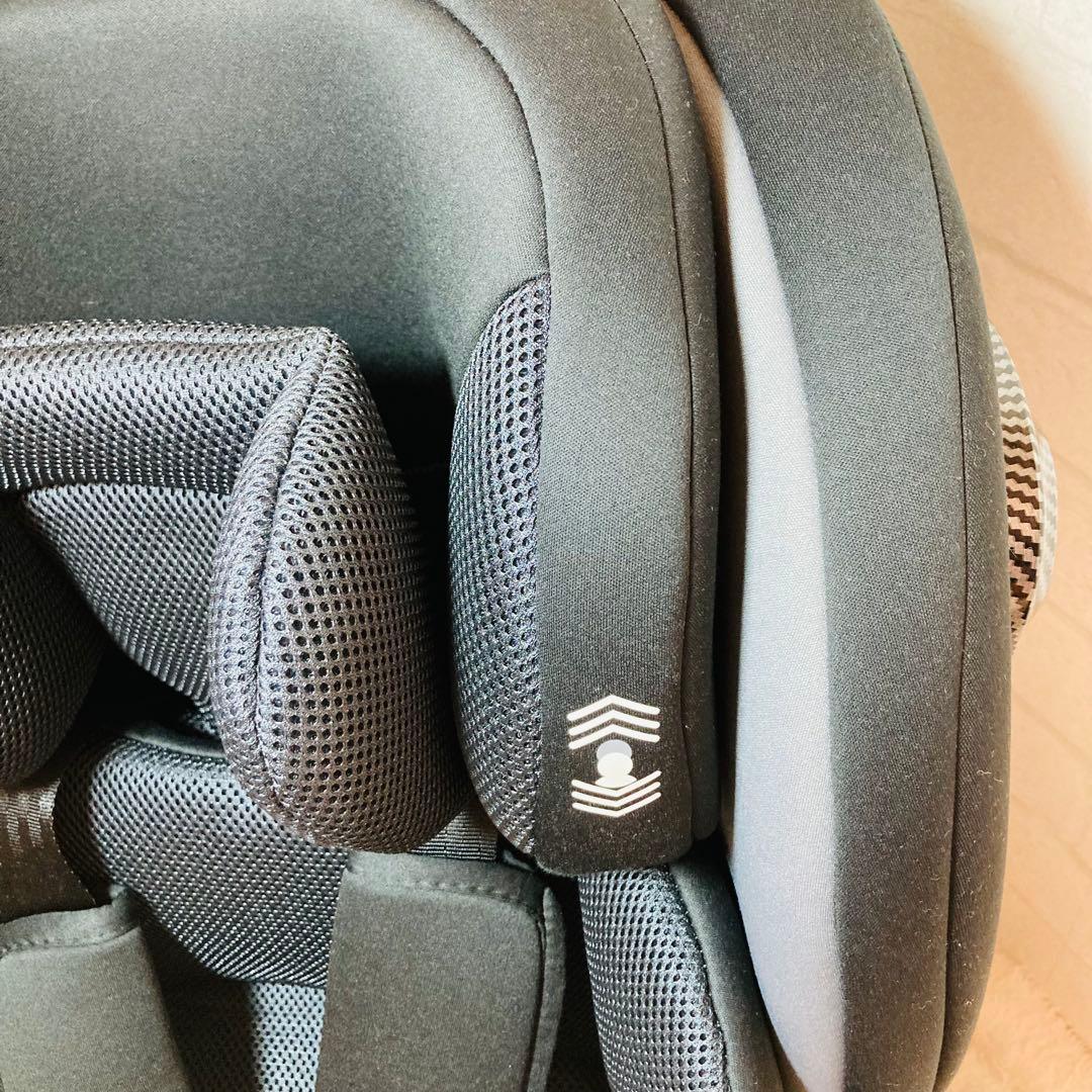 Nebio TurnPit ネビオターンピット ISOFIX 黒 新生児〜11歳