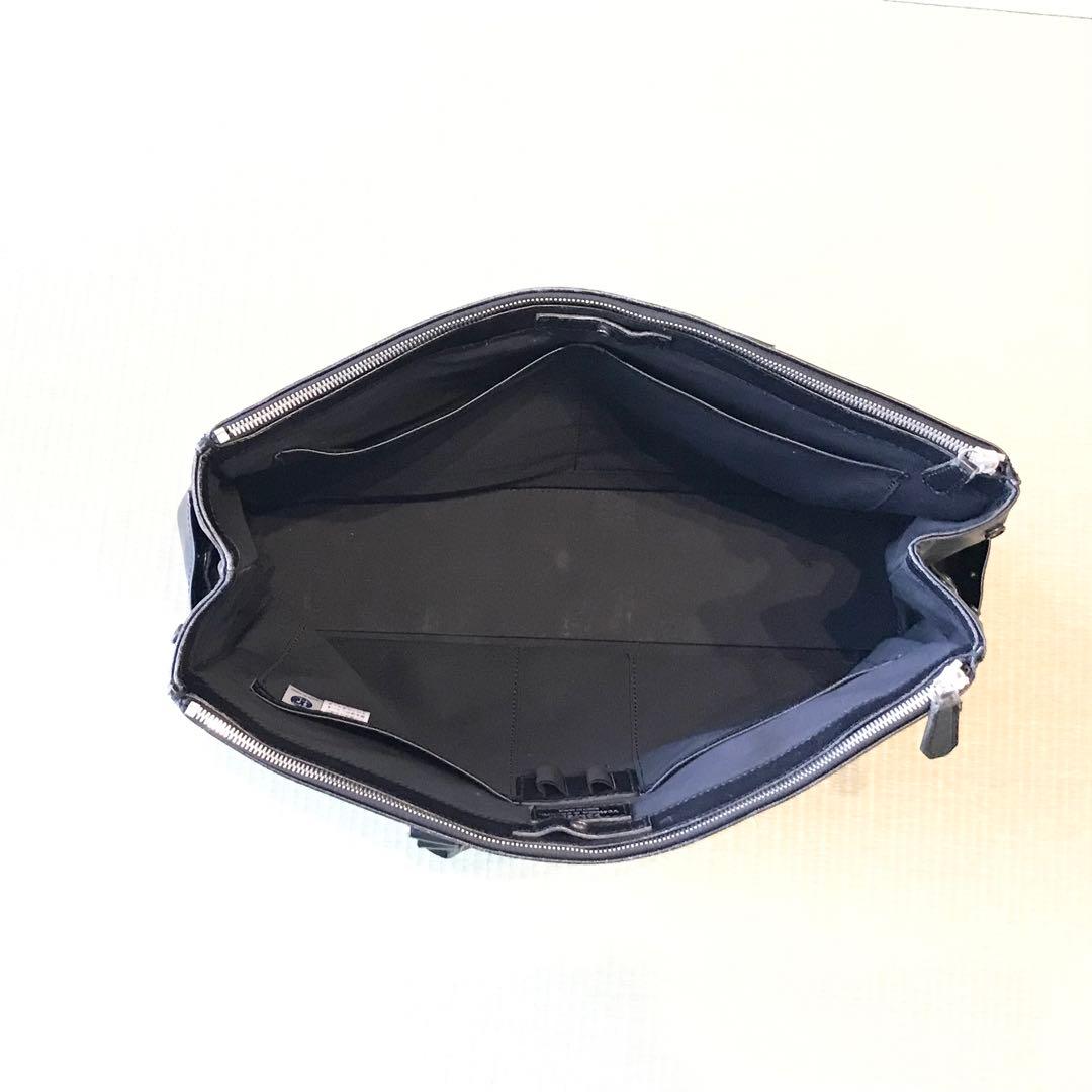 m*y様 吉田カバン　ポーター ブリーフケース ビジネスバッグ 黒 レザー