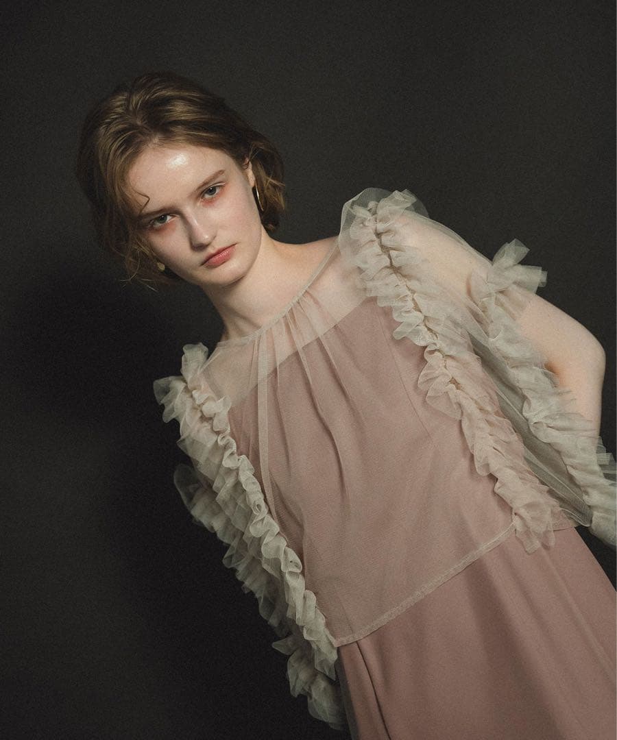 イ☆新品タグ付き☆et.UNiVER Frill bigshiape setup