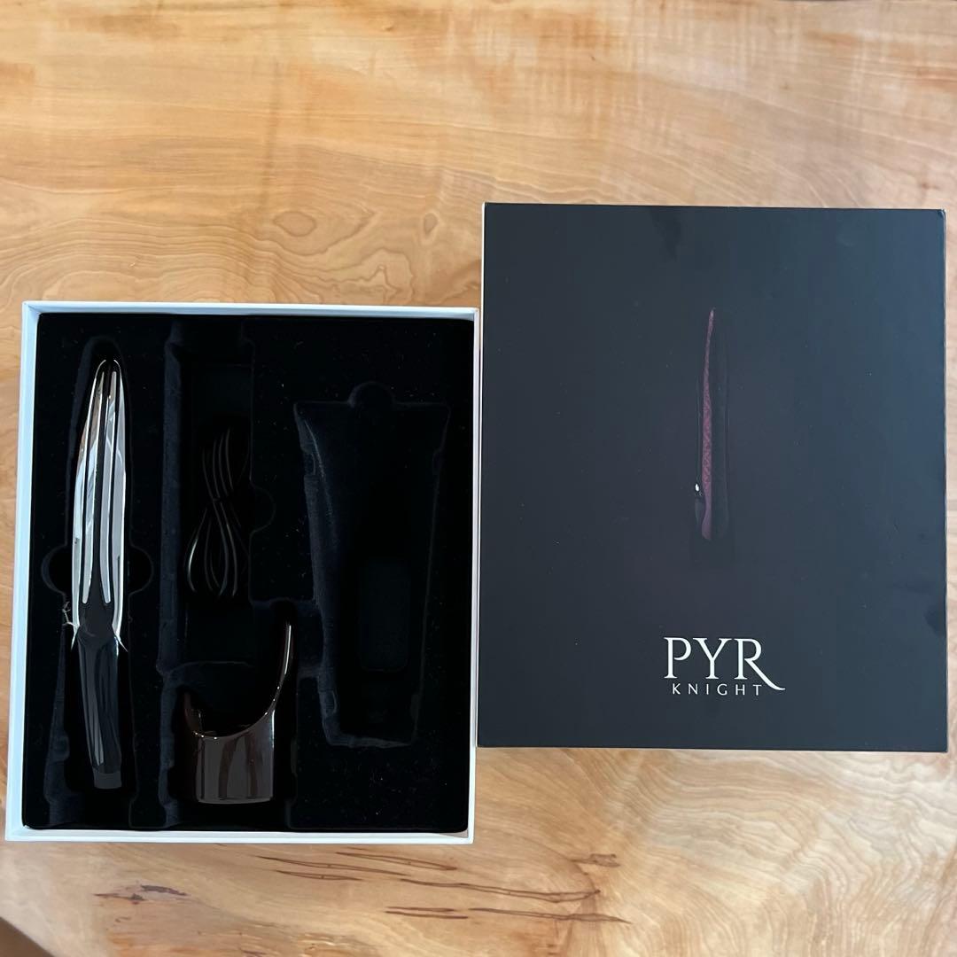 パイラナイト 美顔器 PYR KNIGHT 美顔器 美品 【公式通販】
