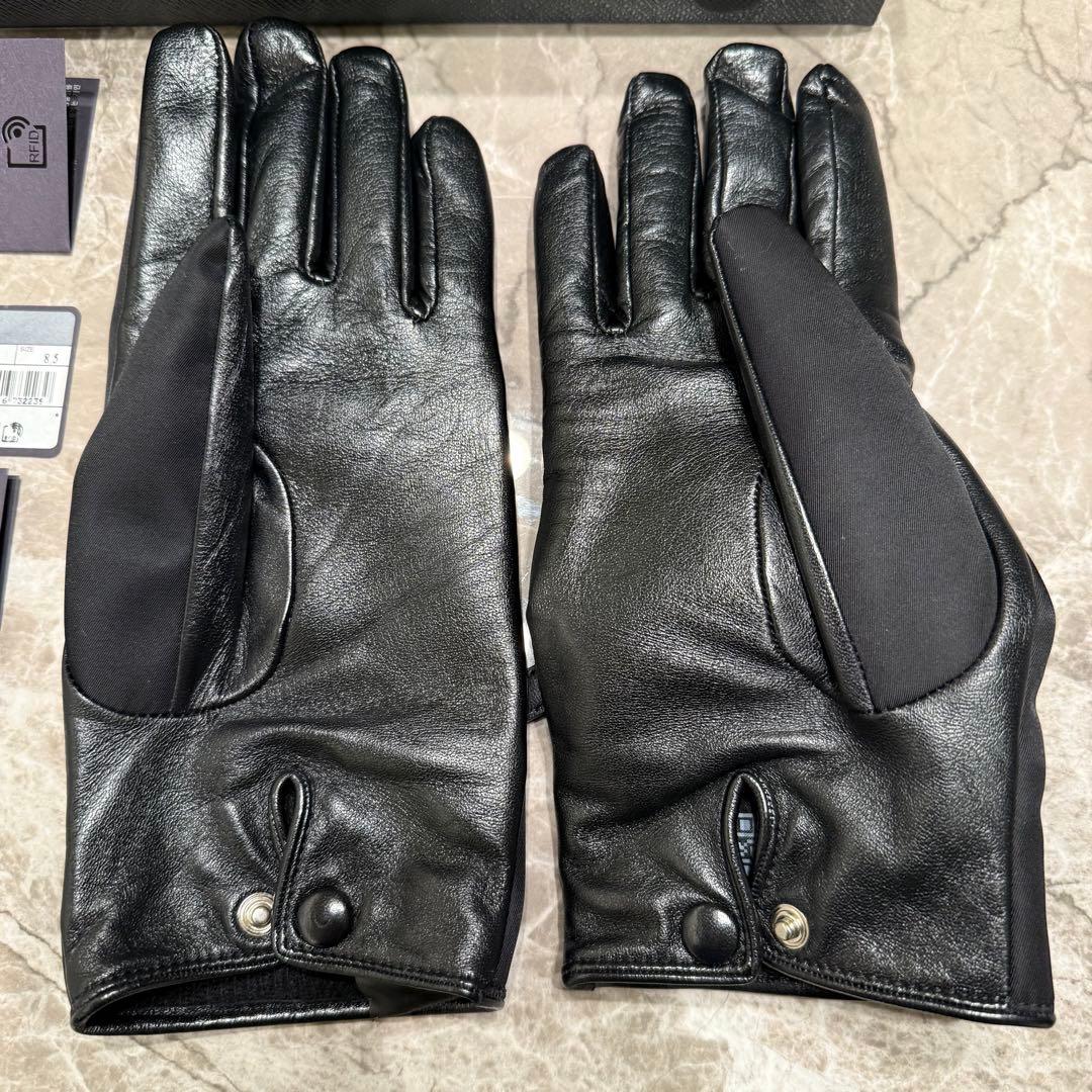 新品・未使用】PRADA プラダ リナイロン×レザー 手袋 グローブ 8.5