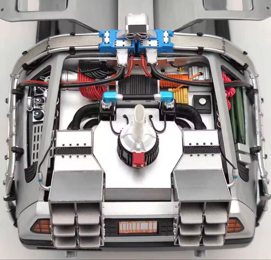 デロリアン 1:18 バック・トゥ・ザ・フューチャー