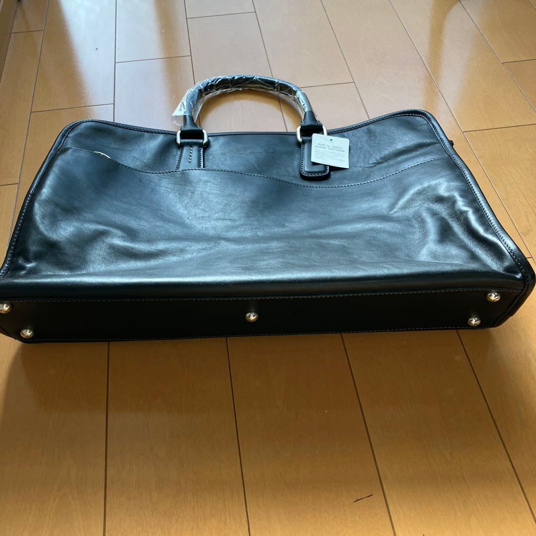 【新品】本革 ビジネスバッグ SOMES