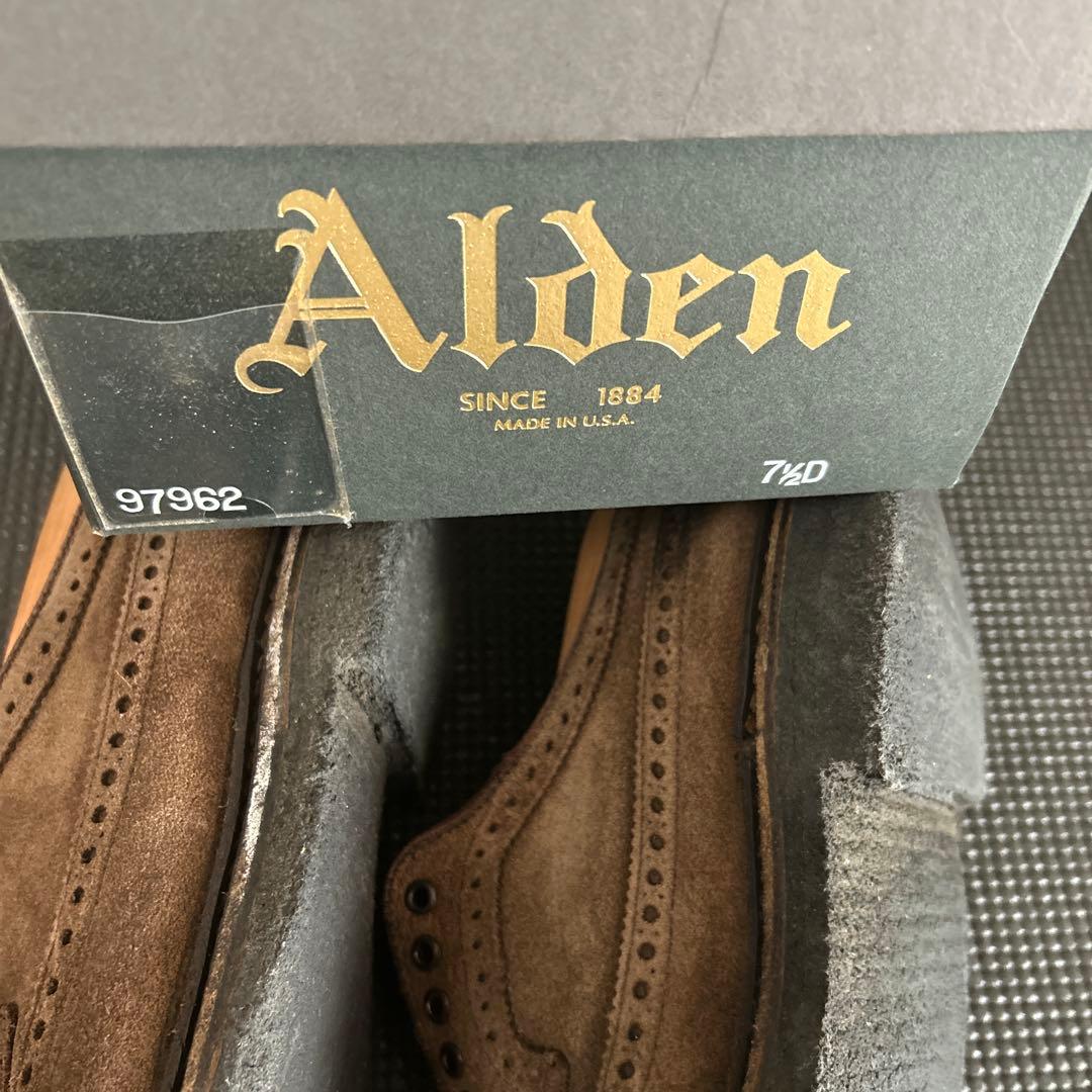 Alden ブラウン スエード ドレスシューズ