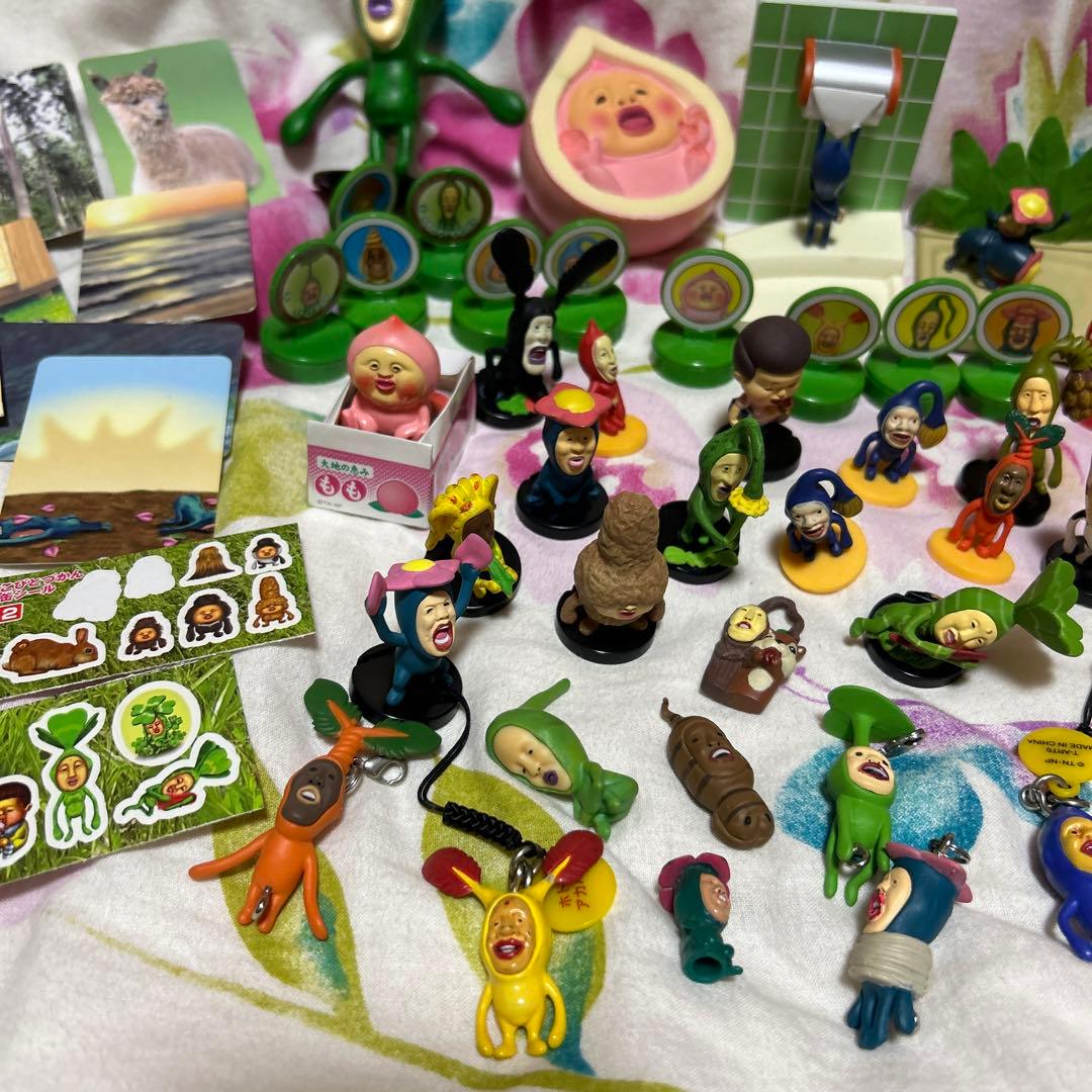 こびとづかん　フィギュア　スタンプ　キーホルダー　小物入れ　シール　65点