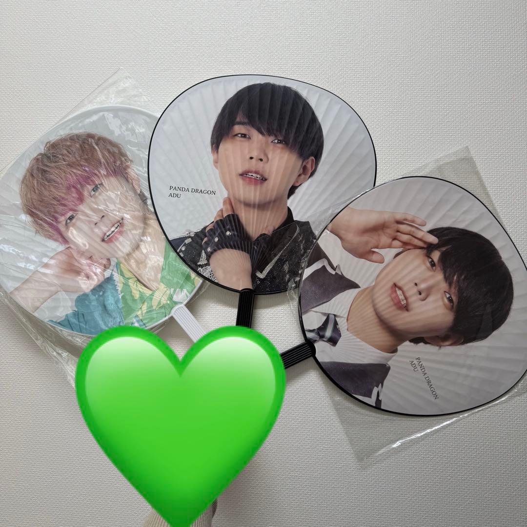 パンダドラゴン　ぬいぐるみ　パラゴン　あづ　うちわ