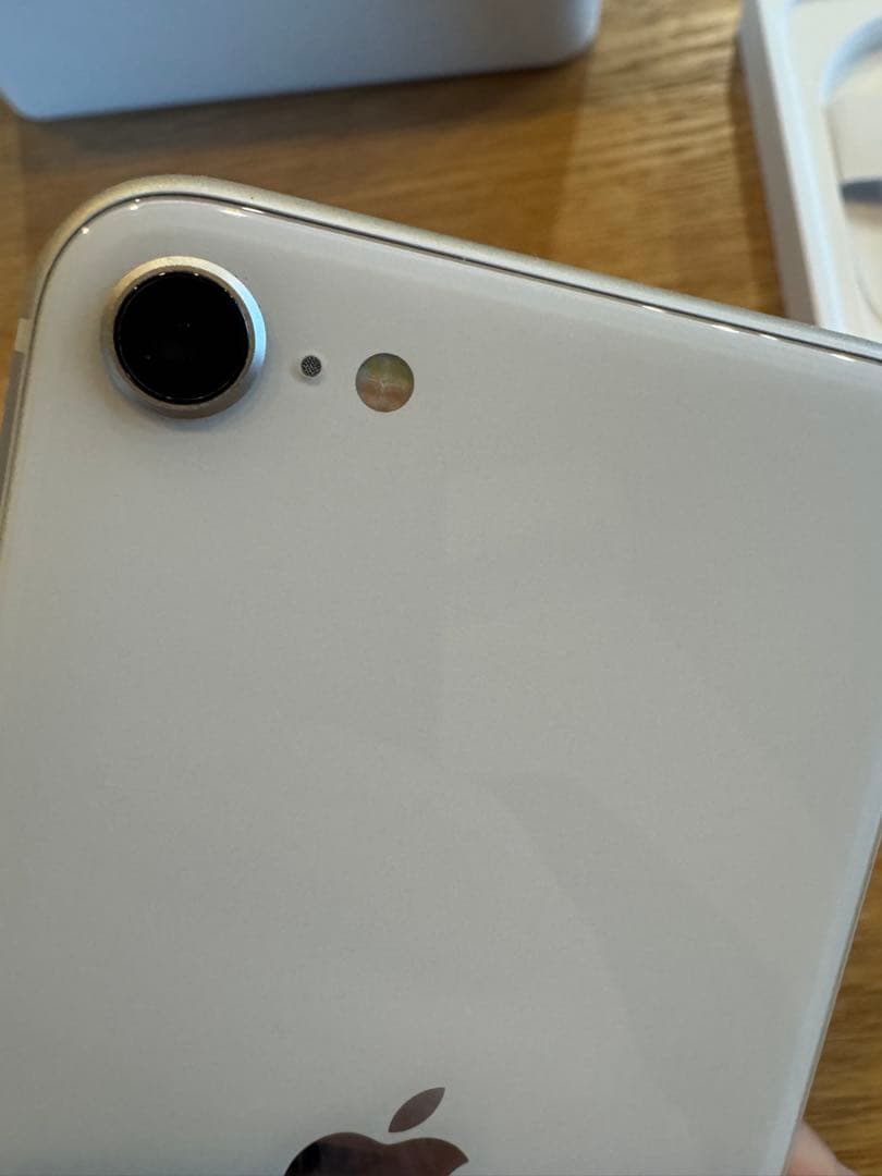 ジャンク品】Apple iPhone SE 第3世代 本体