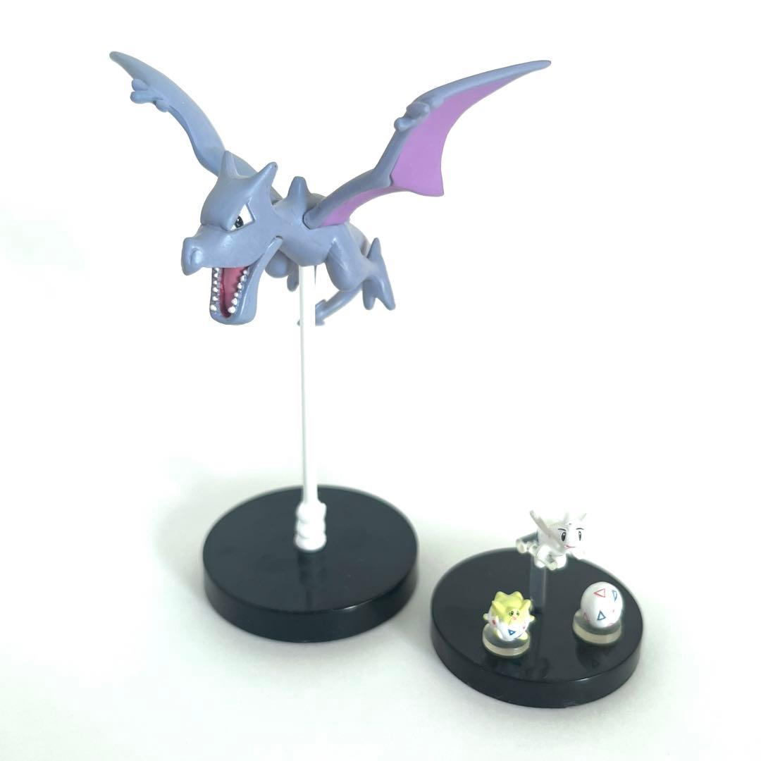 お盆お値引き価格】立体ポケモン図鑑 プテラ トゲチック トゲピー タマゴ