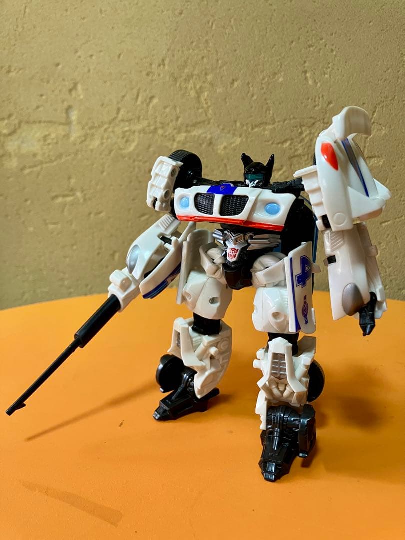 AUTOBOT JAZZ(オートボットジャズ) ハズブロ トランスフォーマー