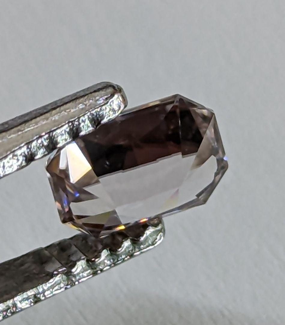 ハーツレンジ産 天然ジルコン 1.4ct ルース