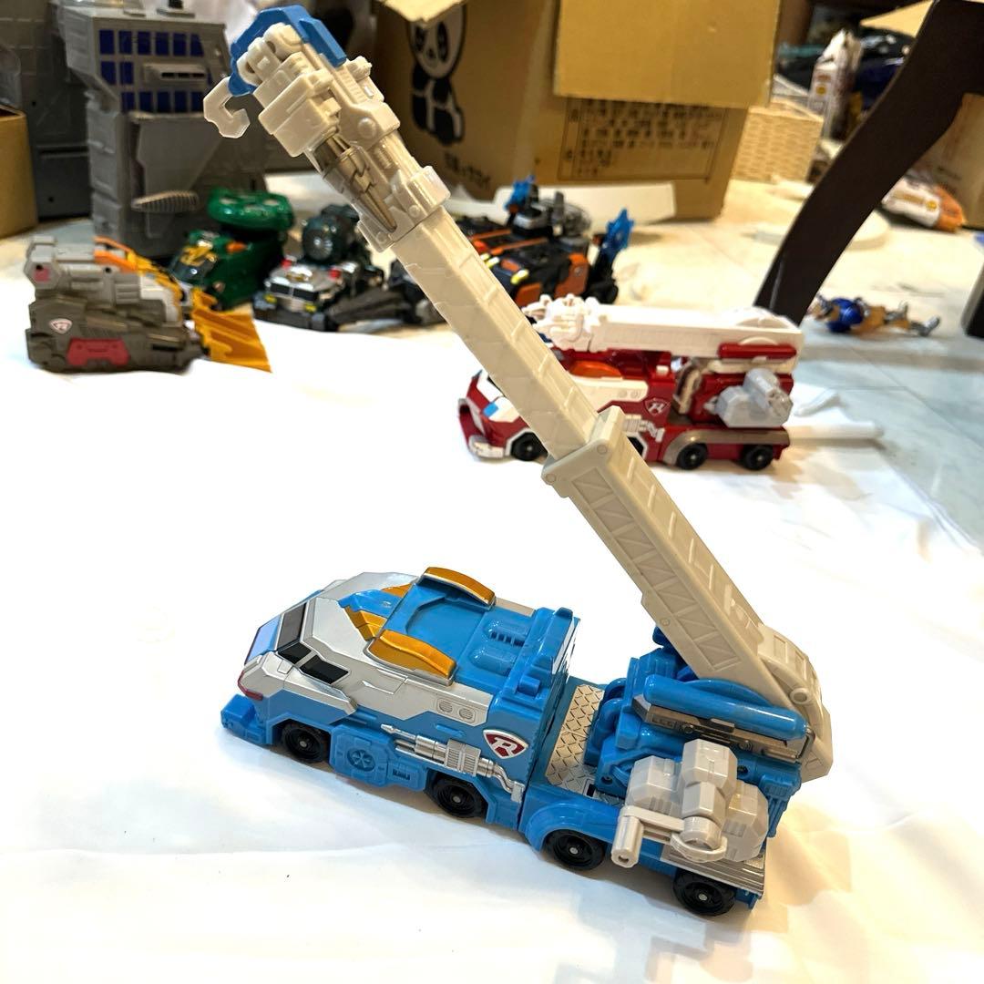トミカ　レスキューフォース　レスキュークレーン
