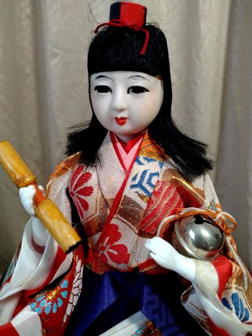 日本人形 「ひえつき人形」伝統的な和服 40cm - メルカリ