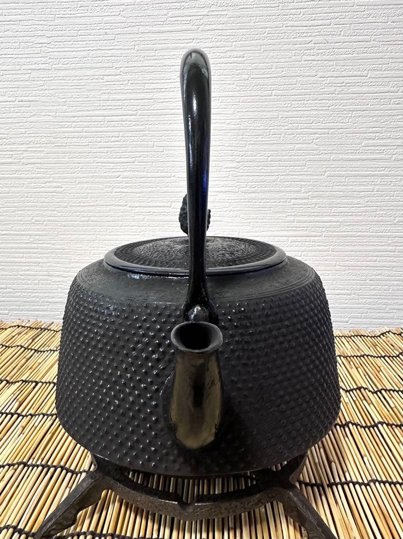 未使用品 工房和秋 金野 和秋作 15型九重アラレ 南部鉄瓶