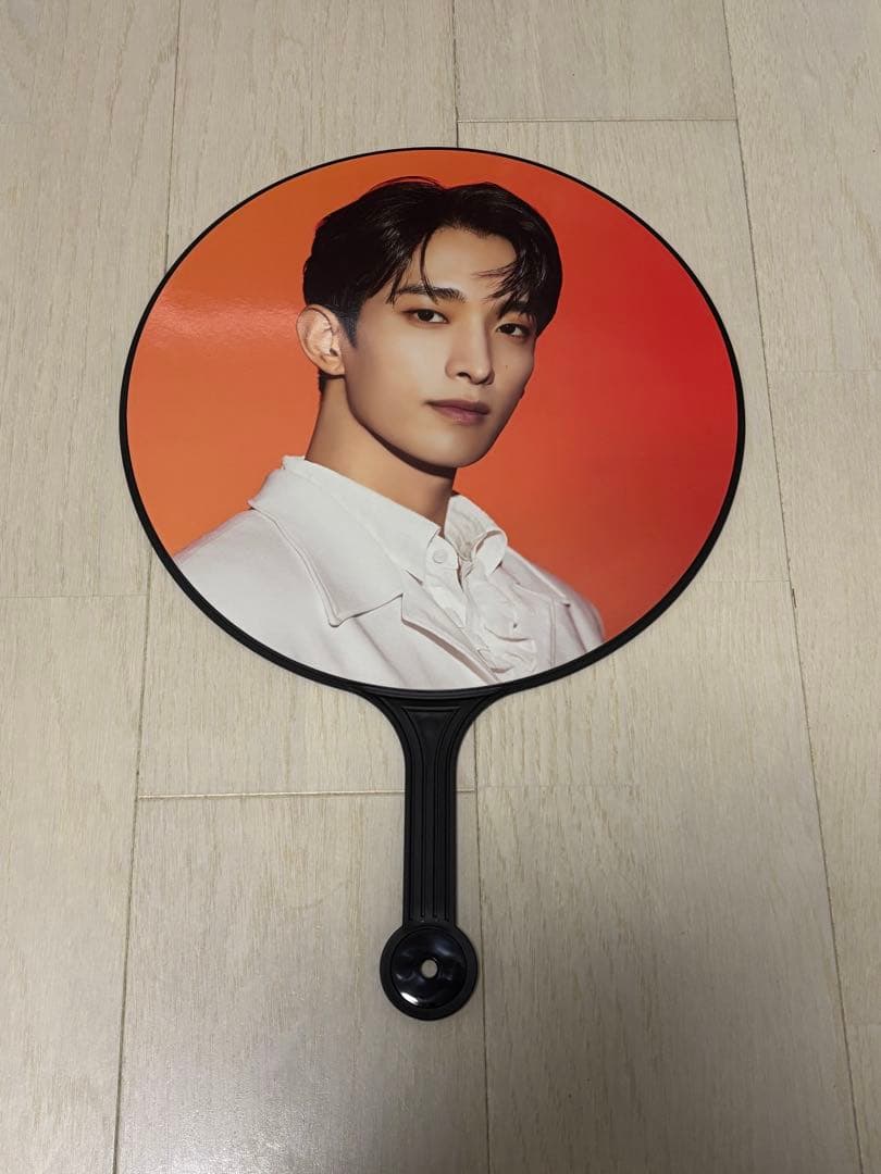 Be the sun うちわ ドギョム DK - メルカリ