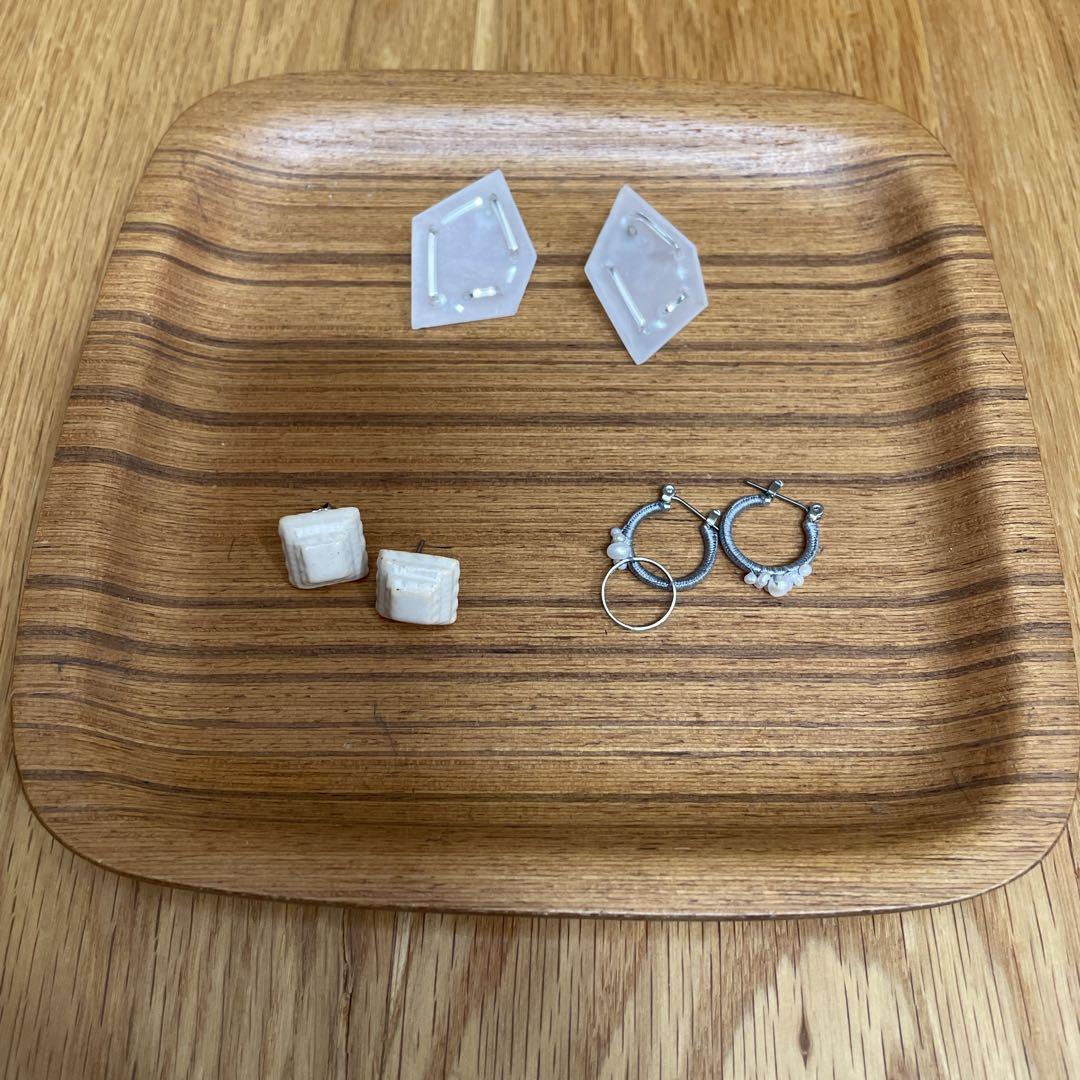 fujiiikuko/淡水パールとシルク糸のピアスetc 3点セット fujiiikuko/淡水パールとシルク糸のピアス - 北欧、暮らしの道具店