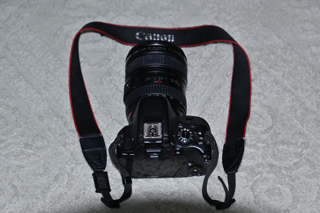 Canon EOS Kiss ボディとレンズEF 24-105mm f/4