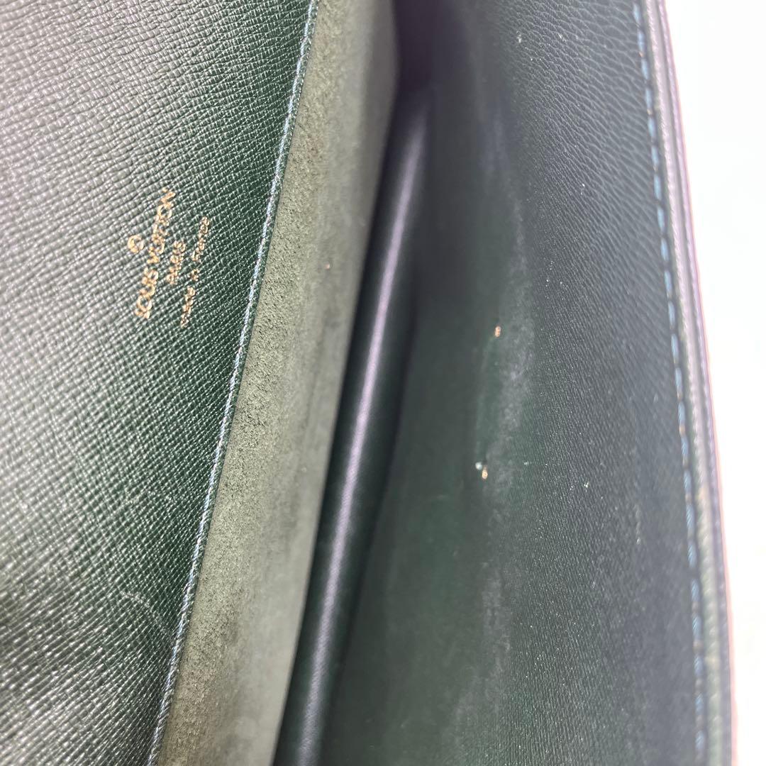 ルイヴィトン タイガ セルヴィエット クラド　タイガ ビジネスバッグ 通勤