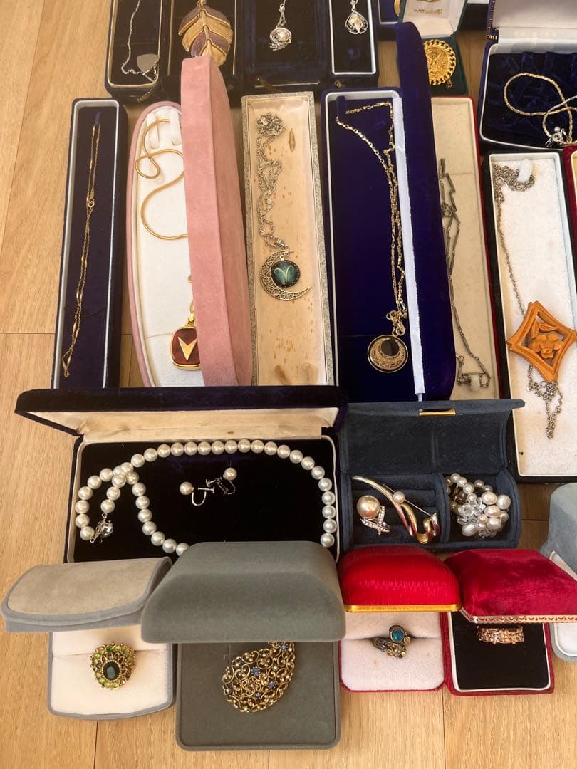 0118-1 遺品整理 指輪 ネックレス ブローチ アクセサリー まとめ