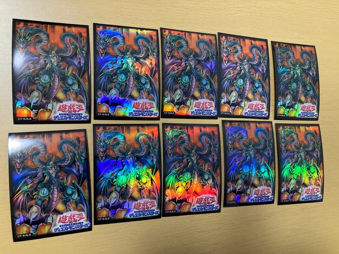 遊戯王　カードプロテクター　ユベル　スリーブ　42枚　ユベル第3形態