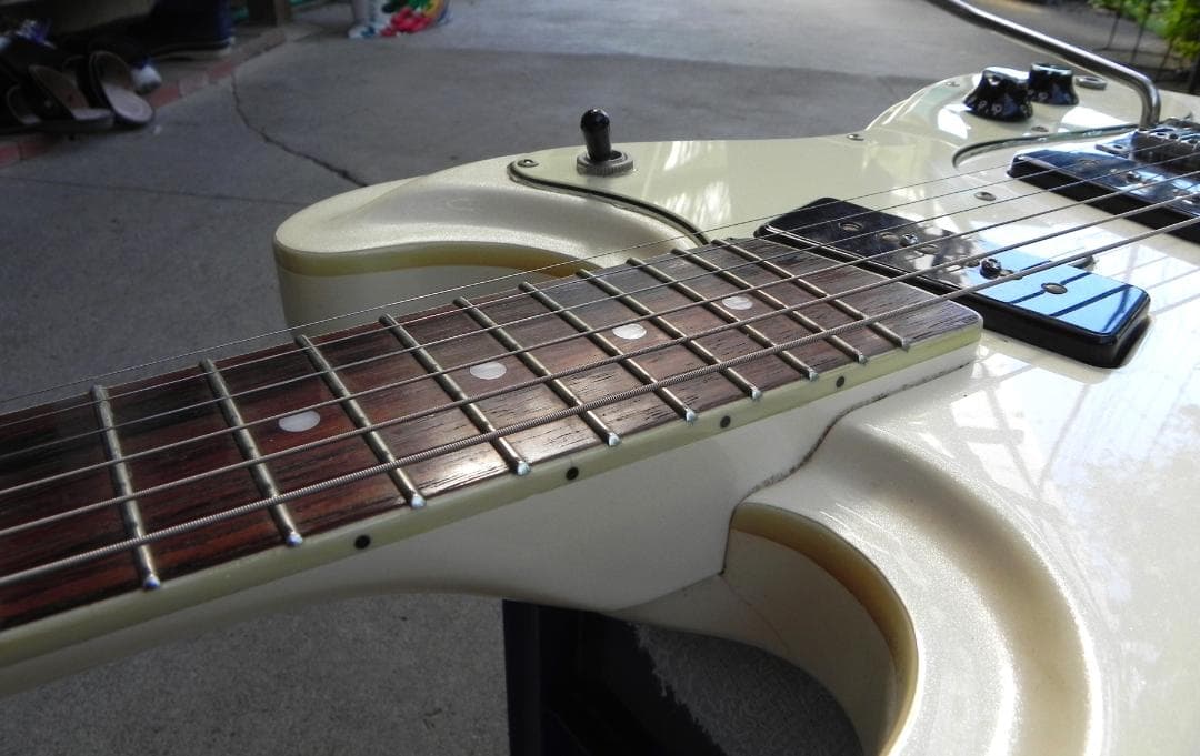 K1027 プロフ必読お願いしますARIA VM-65エレキギター