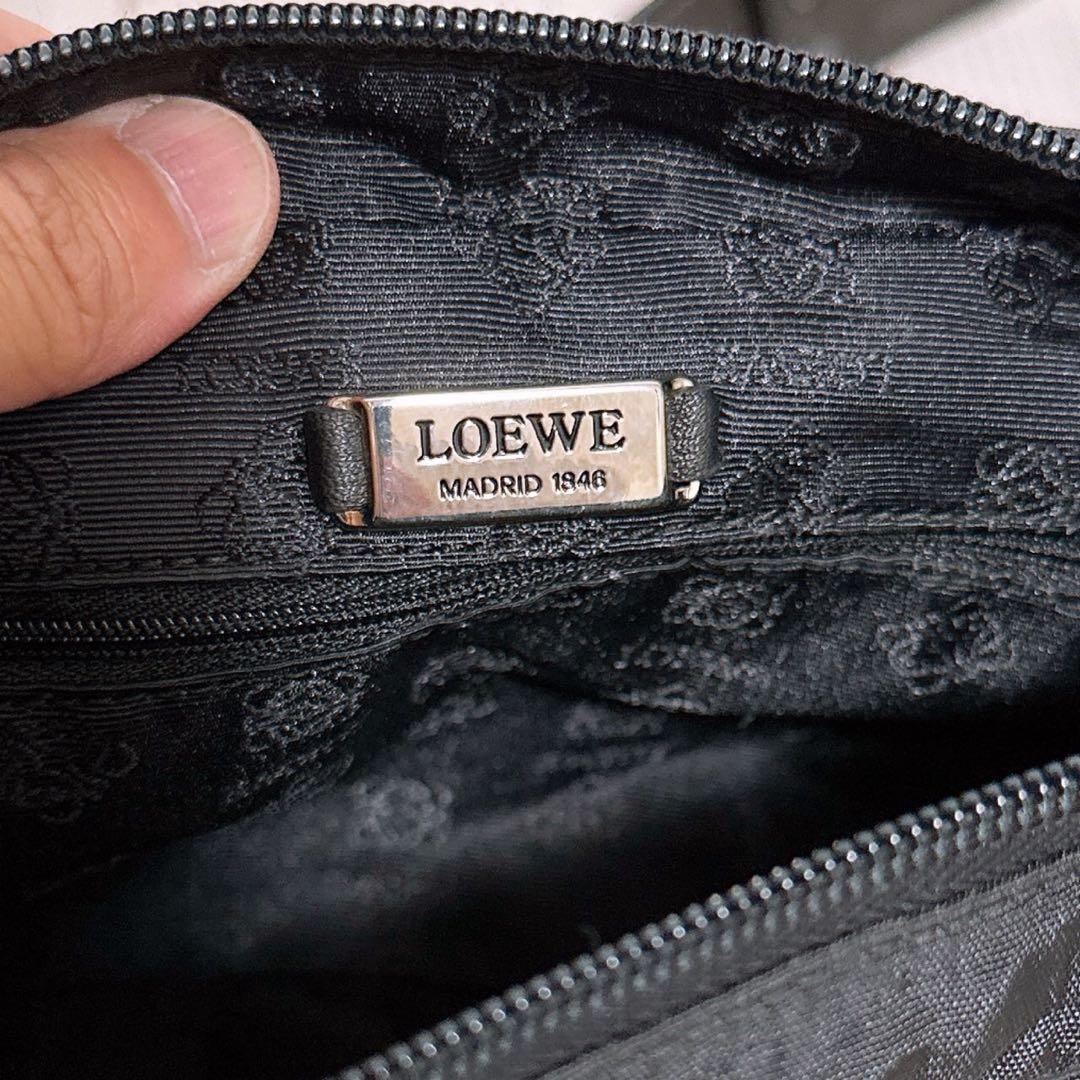 《美品》 LOEWE(ロエベ)ショルダーバッグ