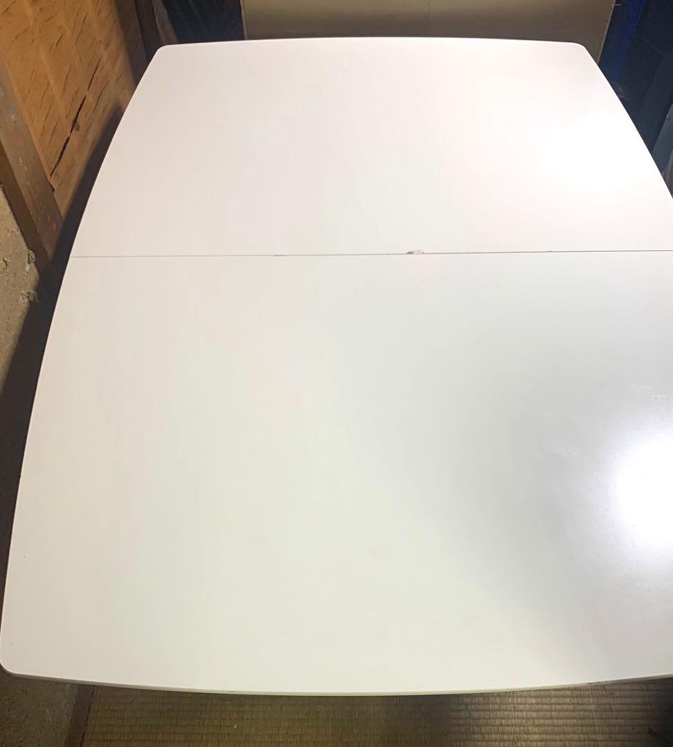 エリ Boconcept ミラノ　伸縮式　ダイニングテーブル　ホワイト