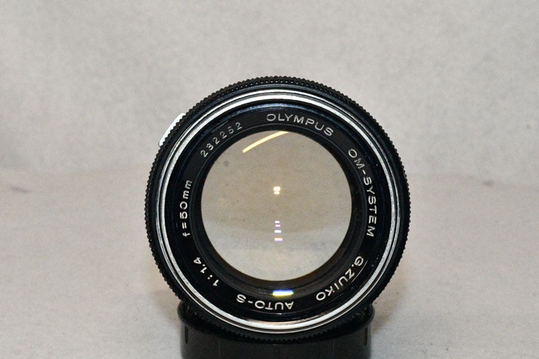 《動作品》OLYMPUS OM10+標準レンズ付きフィルムカメラ a418