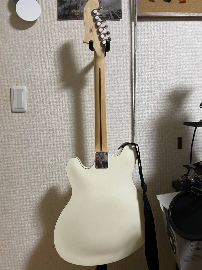 Squier Starcaster ホワイト【ケース付き】