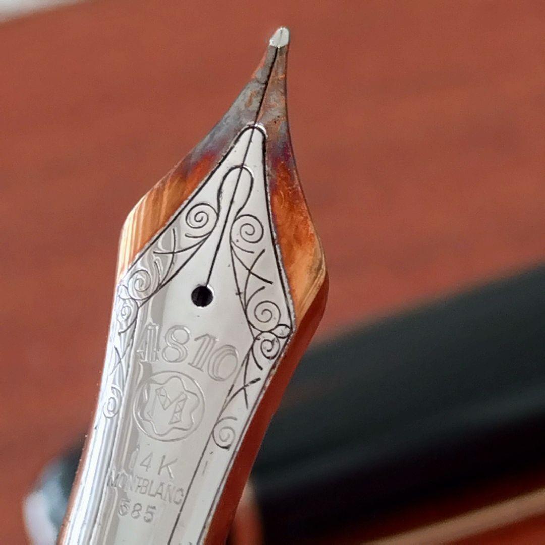 う*こ様 Montblanc 4810 万年筆 14Kゴールド