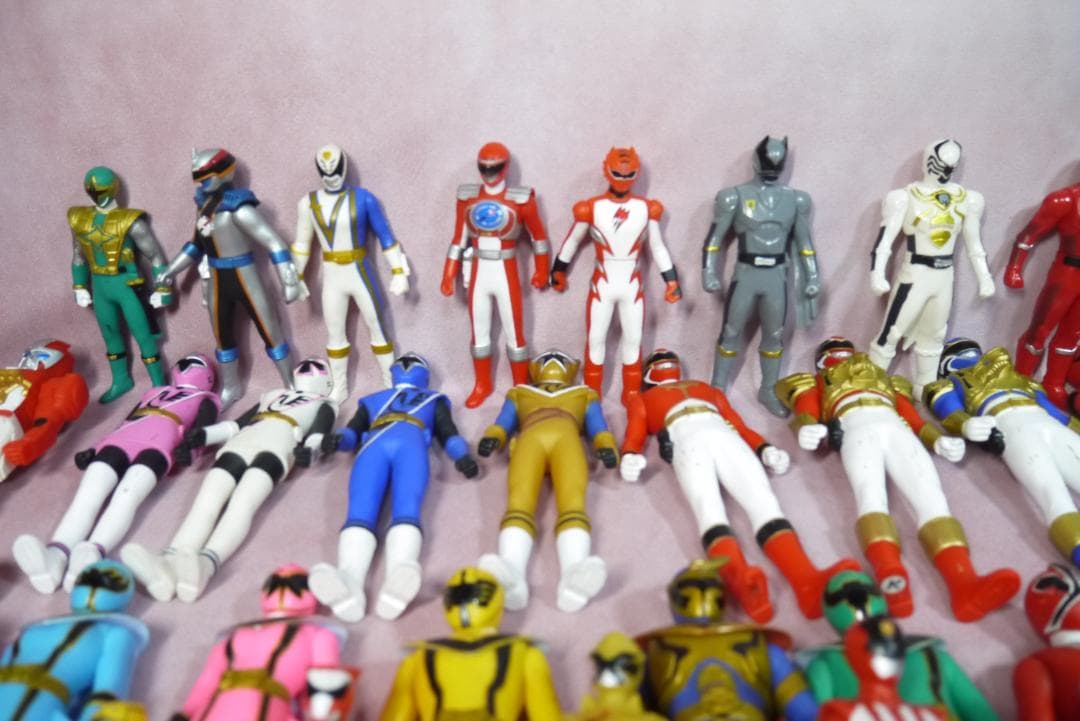 スーパー戦隊シリーズ　ソフビヒーロー　など　100体セット