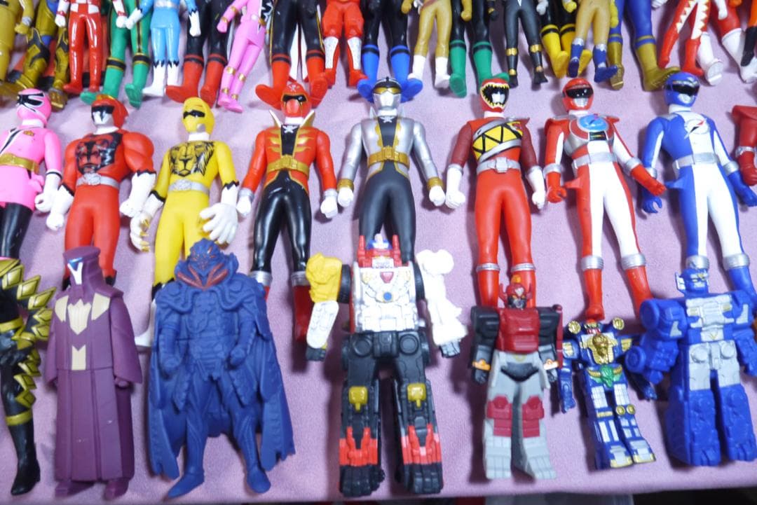 スーパー戦隊シリーズ　ソフビヒーロー　など　100体セット