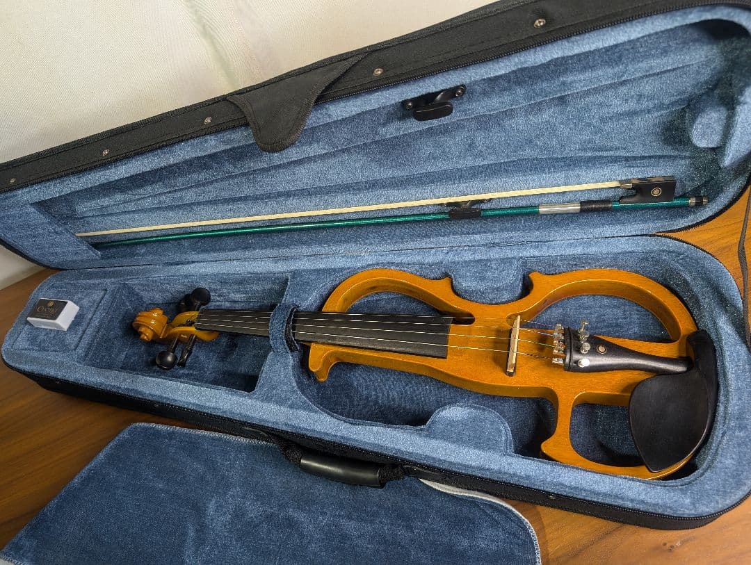 （S.R）　cecilio セシリオ　エレキバイオリン