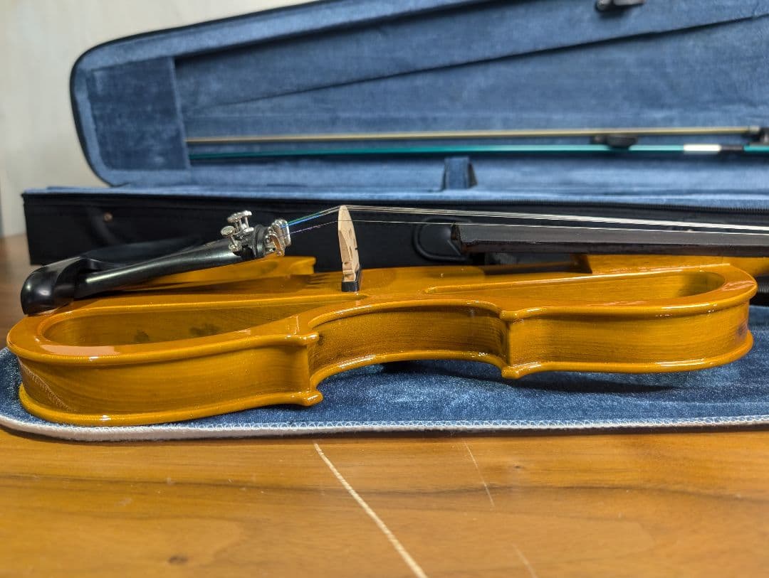 （S.R）　cecilio セシリオ　エレキバイオリン