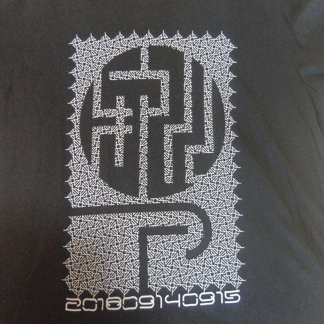 平沢進 核p-model オーバーサイズロングシャツ ホワイト 回=回