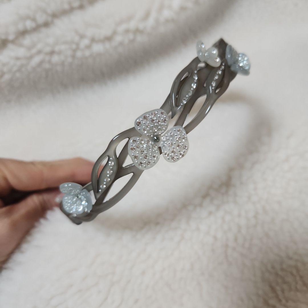 アレクサンドルドゥパリ　グレーのカチューシャ