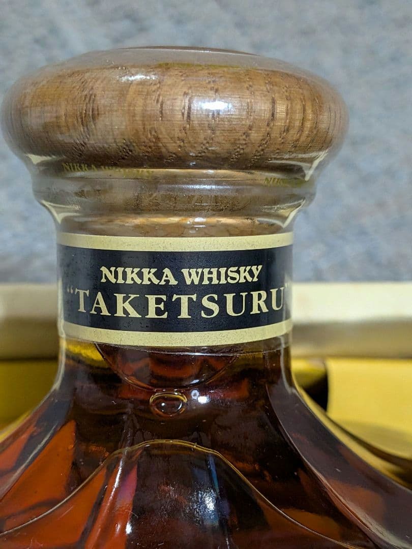 ニッカウヰスキー 竹鶴 12年 ピュアモルト 未開栓 箱付き 660ml 角瓶