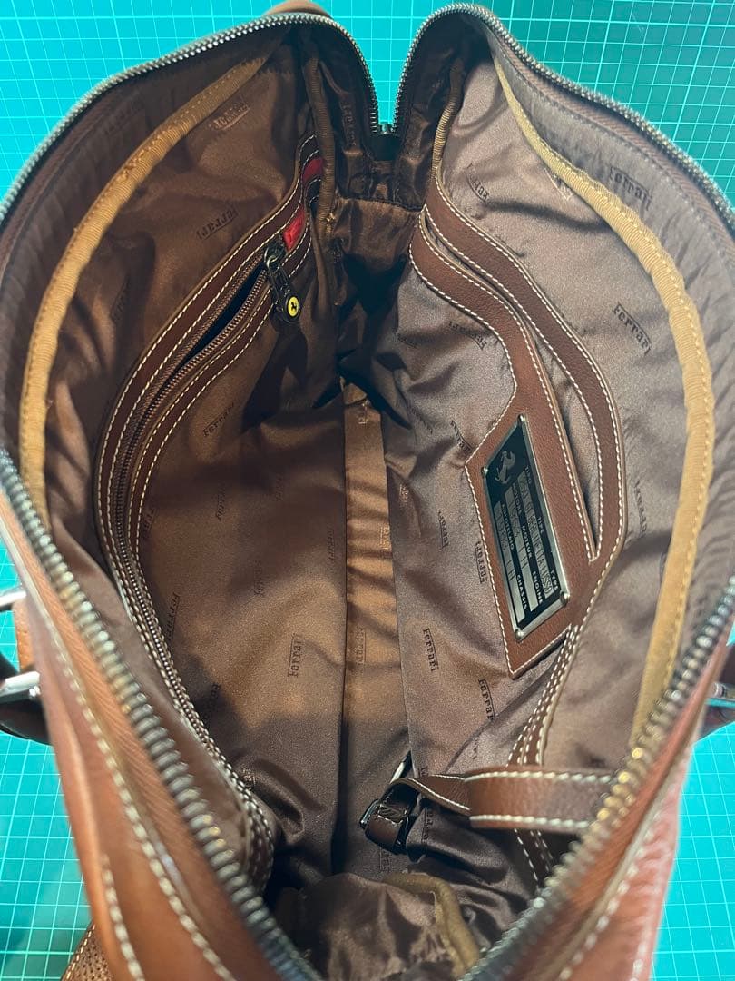 Ferrari 250 GTベルリネッタルッソ ビジネスバッグ