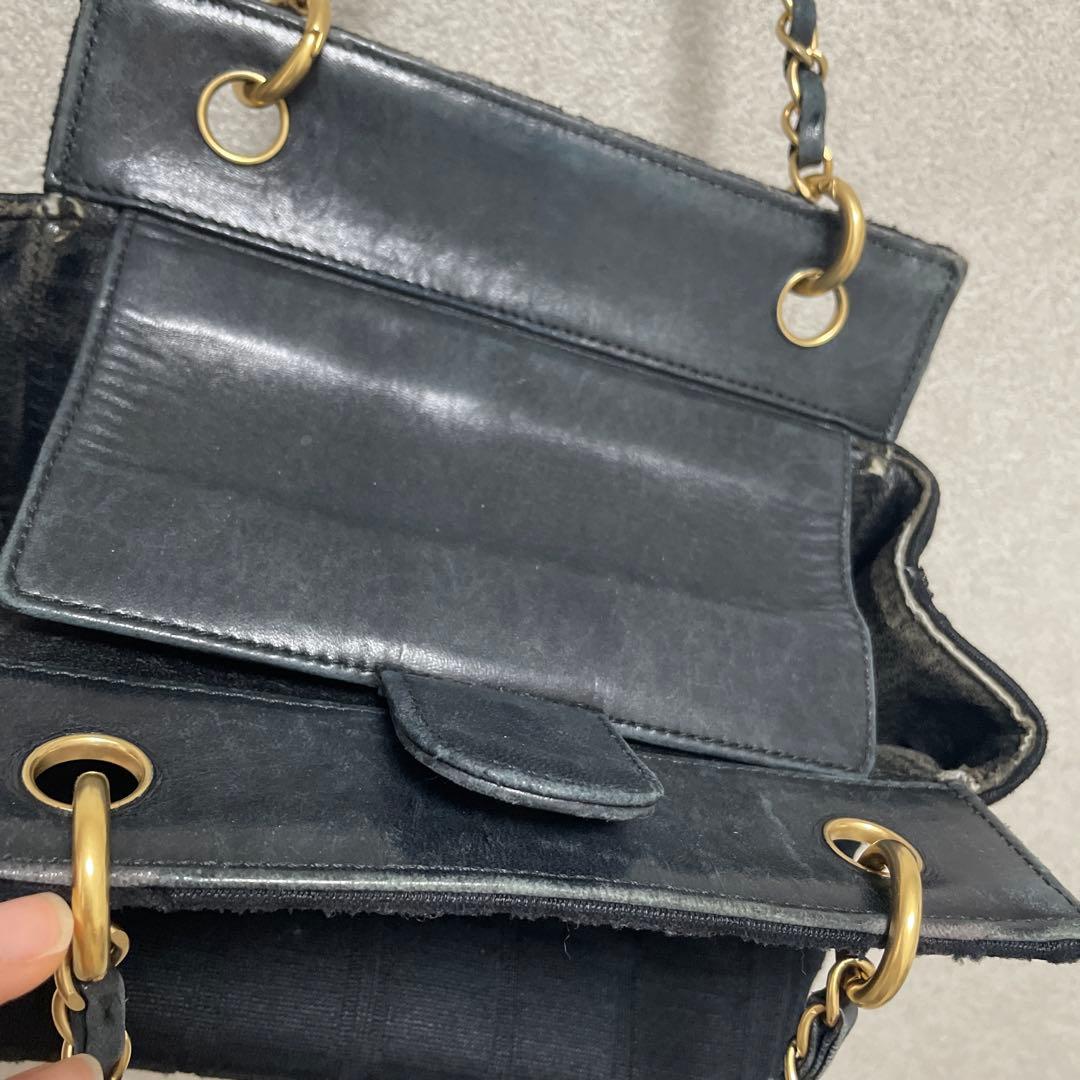 CHANEL ブラック ナイロン ショルダーバッグ　チョコバー